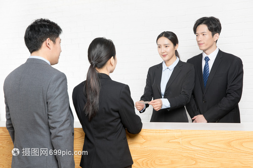 商务人士前台接待