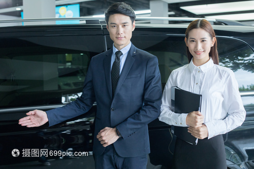 汽车销售服务人员